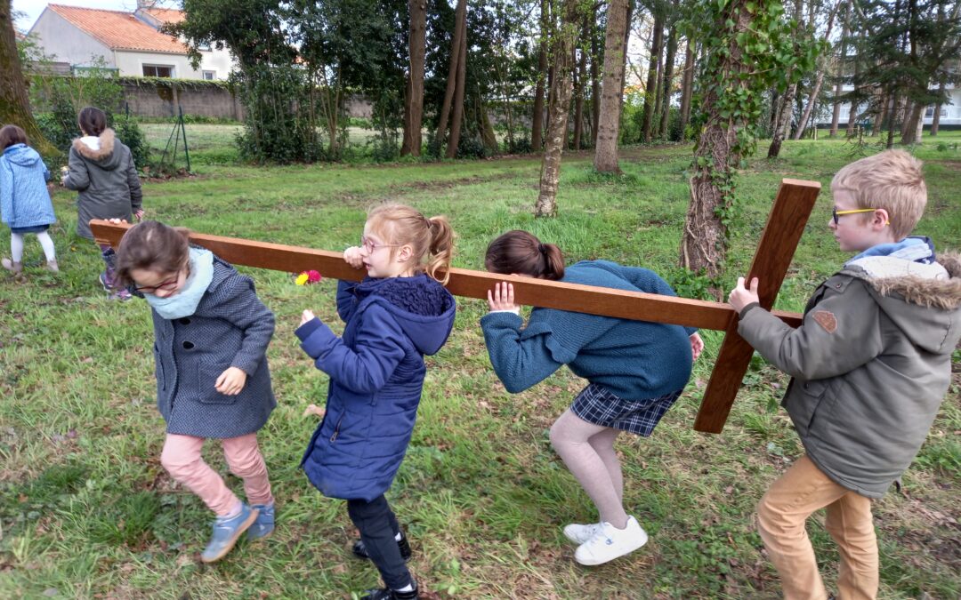 KT Kids – Chemin de croix extérieur